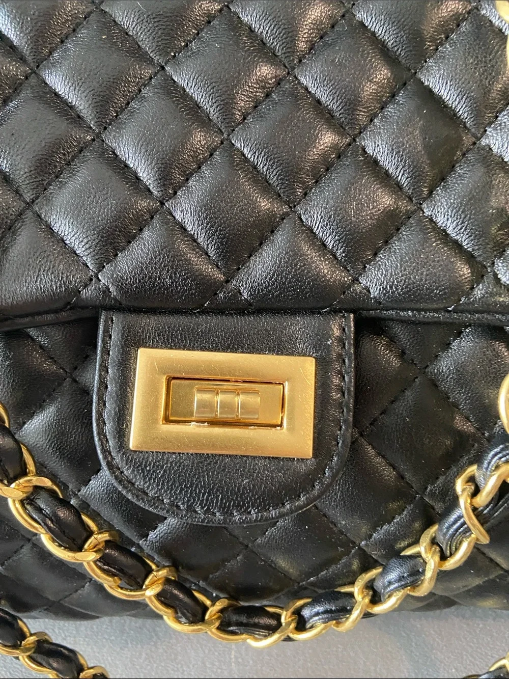 Classic Quilted Black Shoulder Bag with Gold Chain